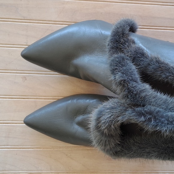 Donald J. Pliner Vero Quoio Pointy Toe Leather Mink Fur High Heel Ankle Boots - Picture 3 of 15